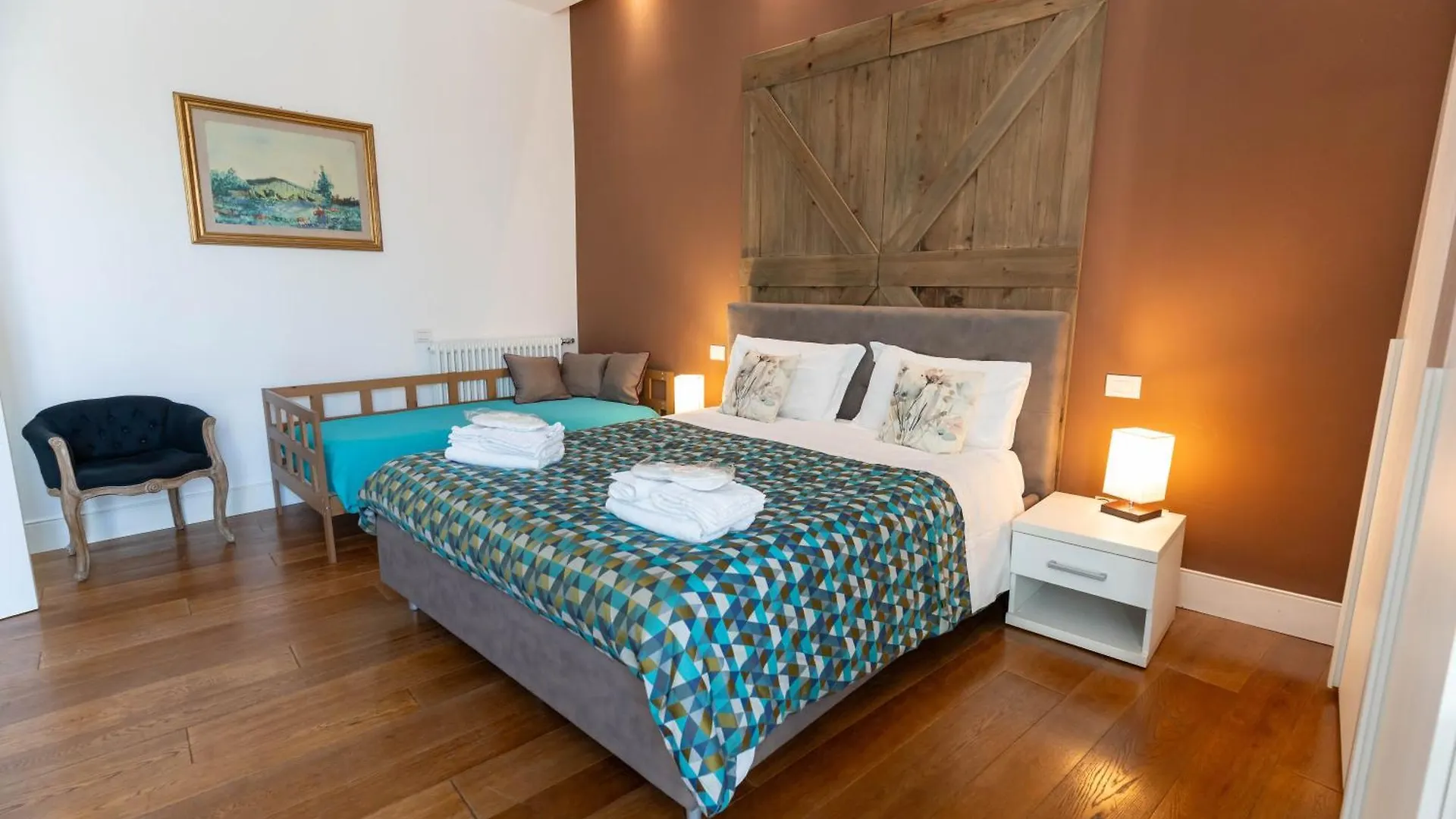 Guest house Ihh Suites Rome Italy