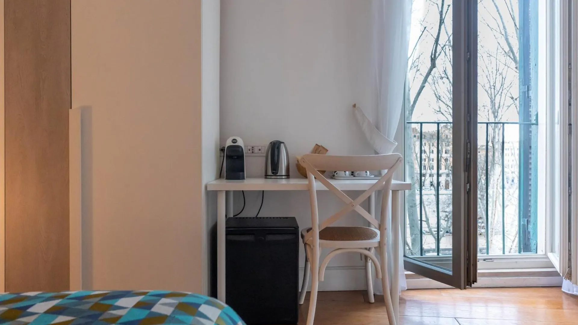 Ihh Suites Rome Guest house